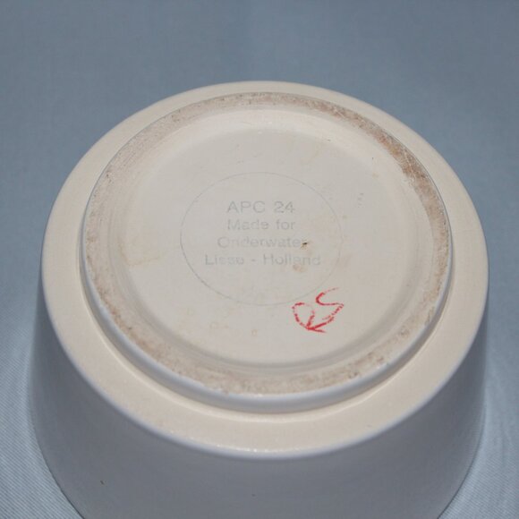 Vintage Onderwater Minimalist Flower Pot | Made in Holland - Picture 3 of 4